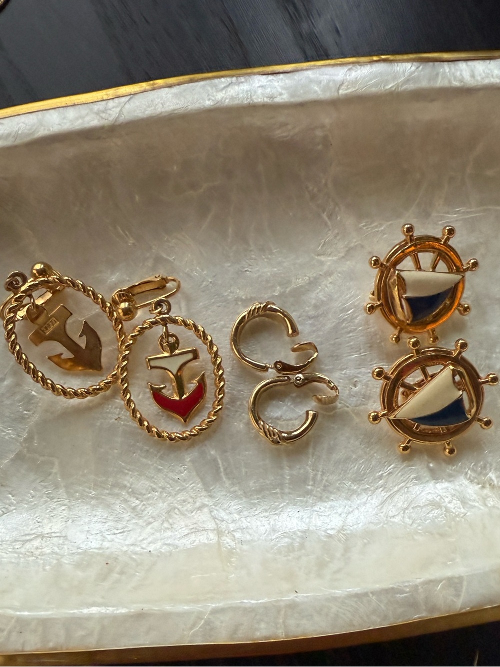 Vintage Avon Nautical Gold Tone Enamel Clip On Earrings Set